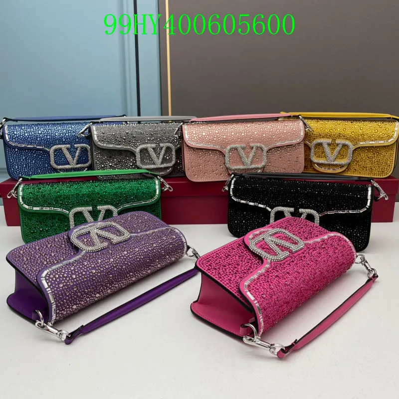 356 Sleek and smooth Quick turnaround - Valentino CC - Bags Bags