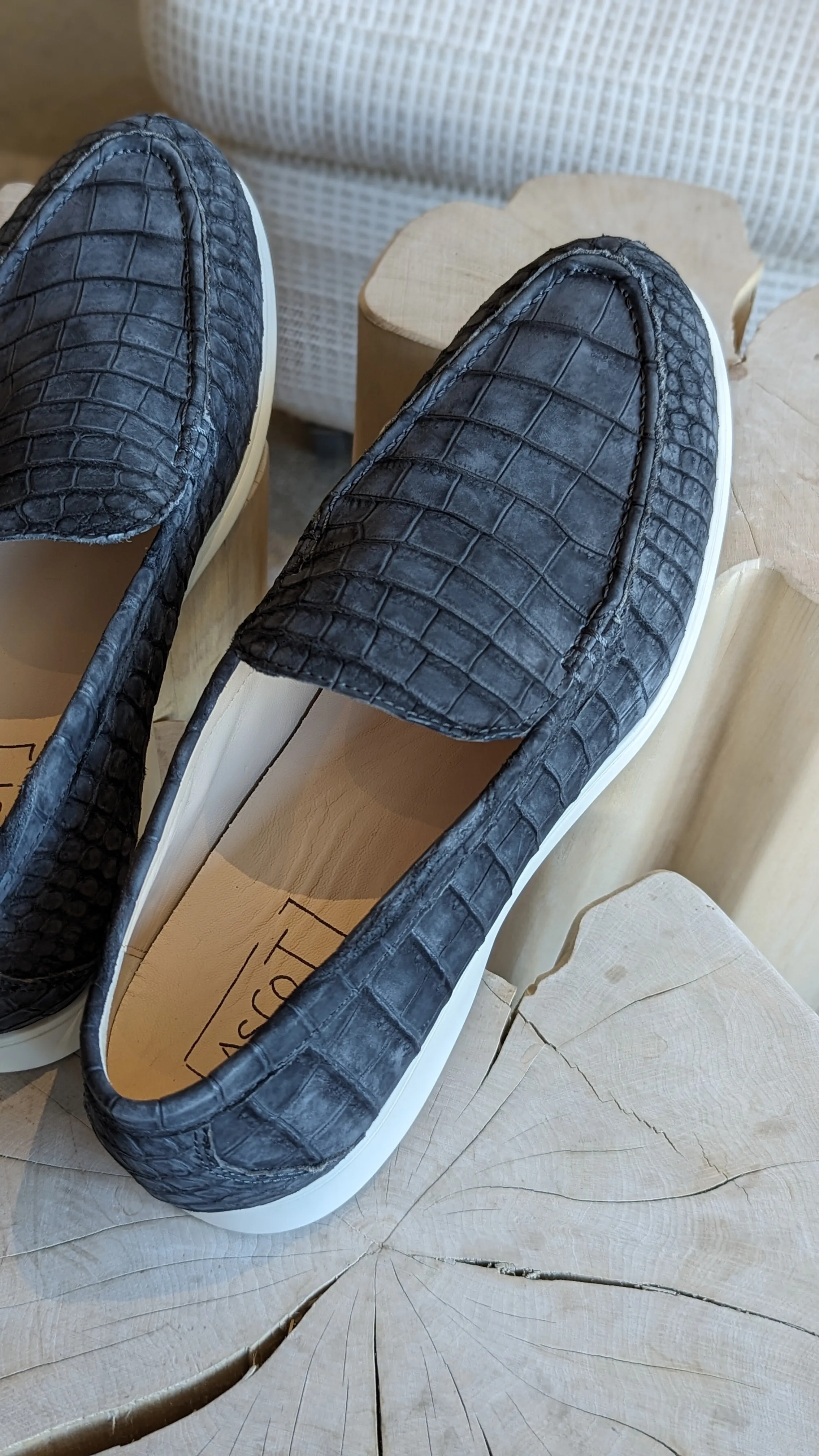 Ascot Cannes - Gunpowder Grey Nubuck Crocodile