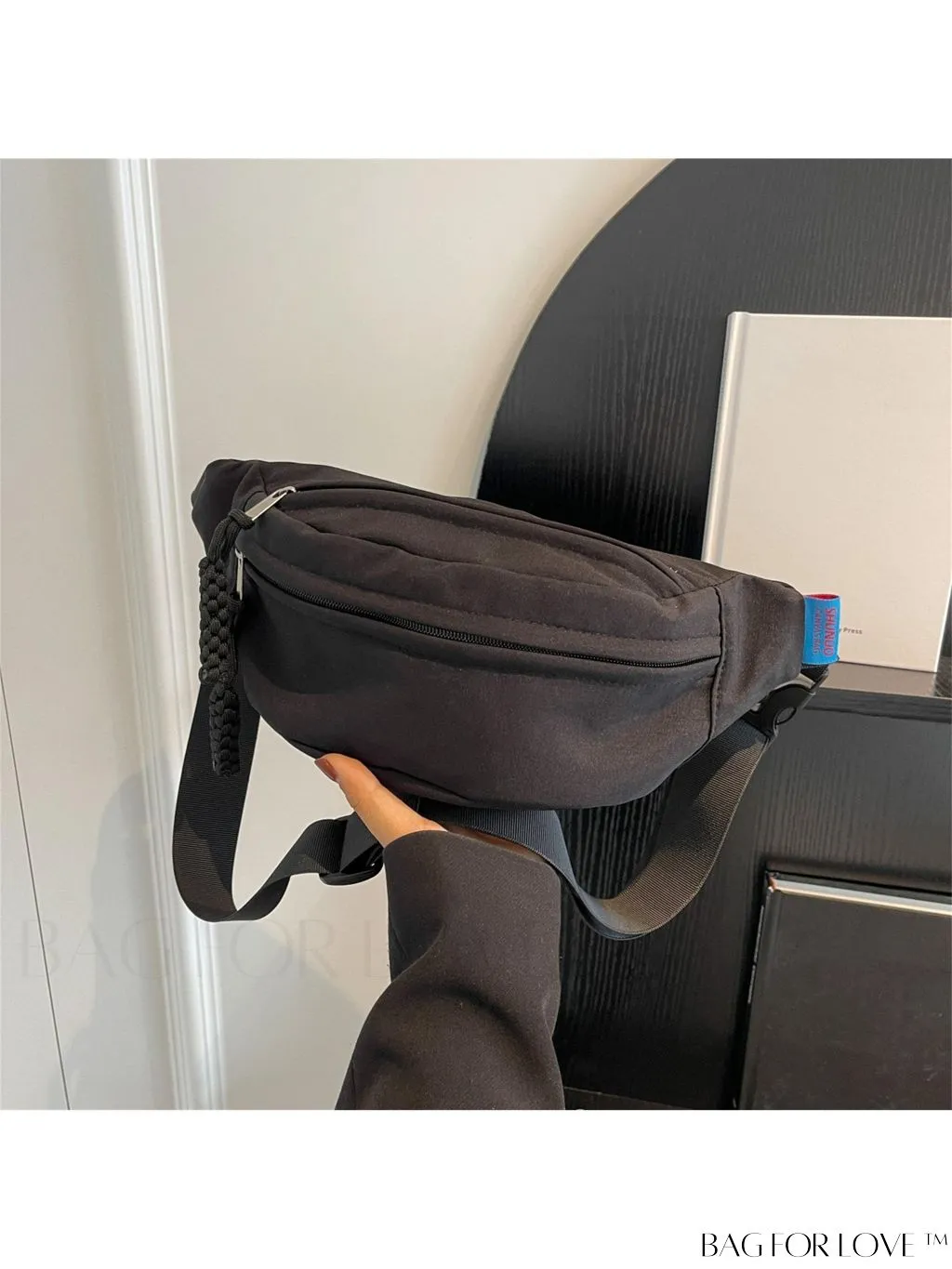 BagForLove - Compact Canvas Zipper Fanny Pack - Sleek & Versatile