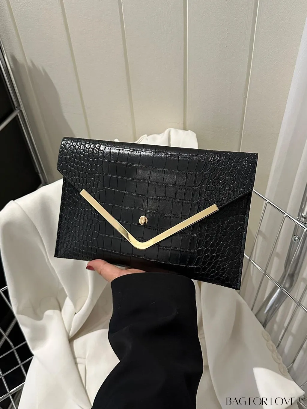BagForLove - Elegant Metal-Decorated Crocodile Embossed Envelope Bag