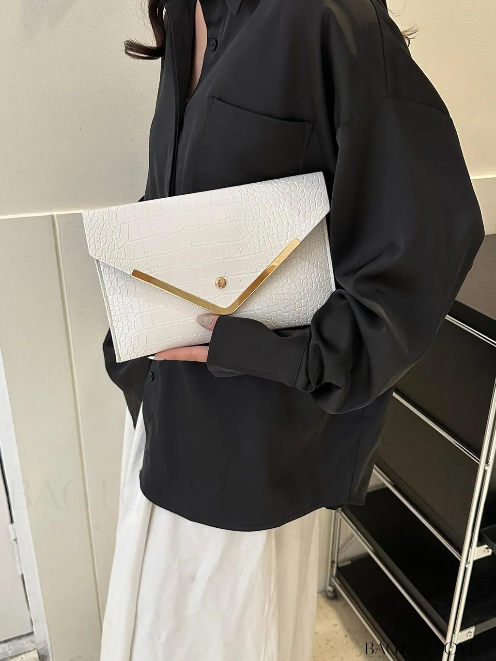 BagForLove - Elegant Metal-Decorated Crocodile Embossed Envelope Bag