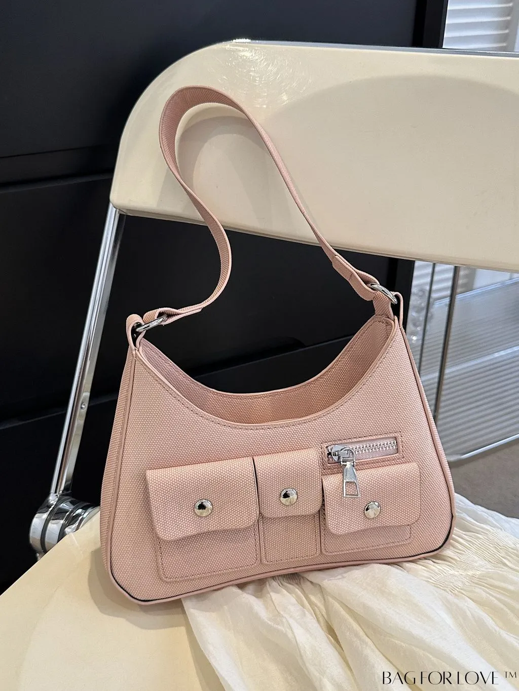 BagForLove - Premium Shoulder Bag with Ample Storage and Sleek Design