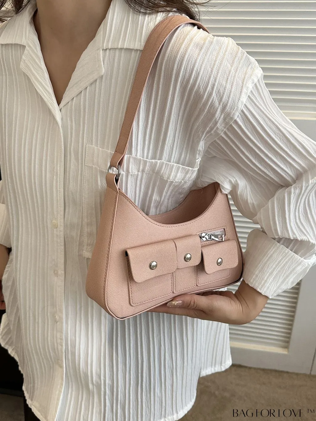 BagForLove - Premium Shoulder Bag with Ample Storage and Sleek Design