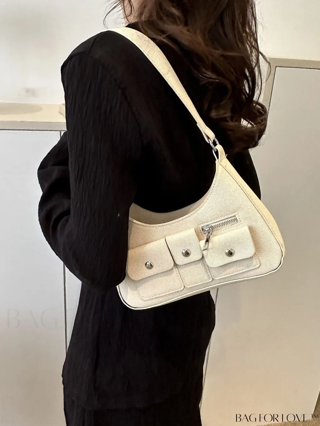 BagForLove - Premium Shoulder Bag with Ample Storage and Sleek Design