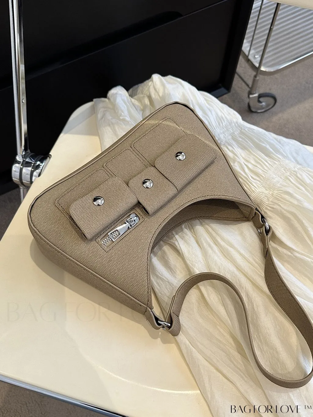 BagForLove - Premium Shoulder Bag with Ample Storage and Sleek Design