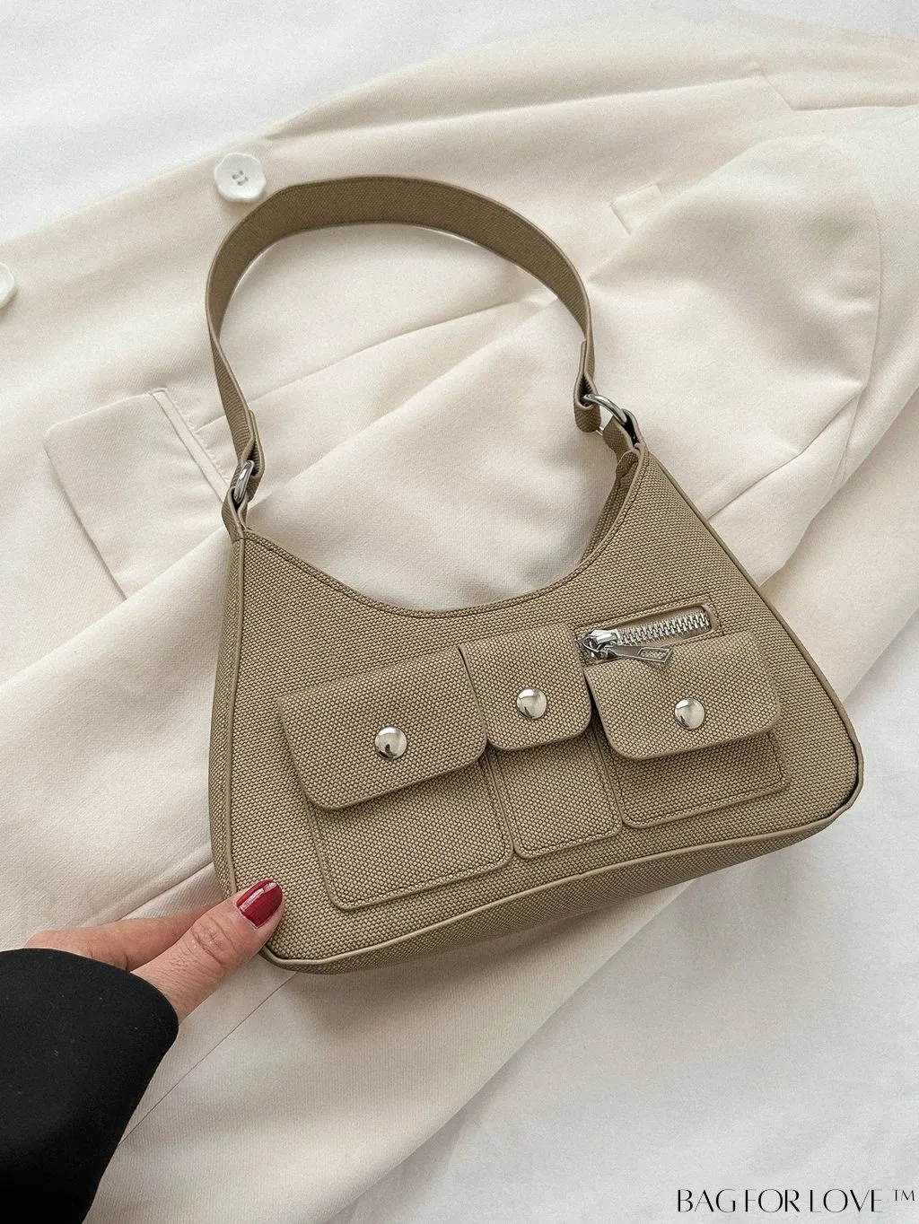 BagForLove - Premium Shoulder Bag with Ample Storage and Sleek Design