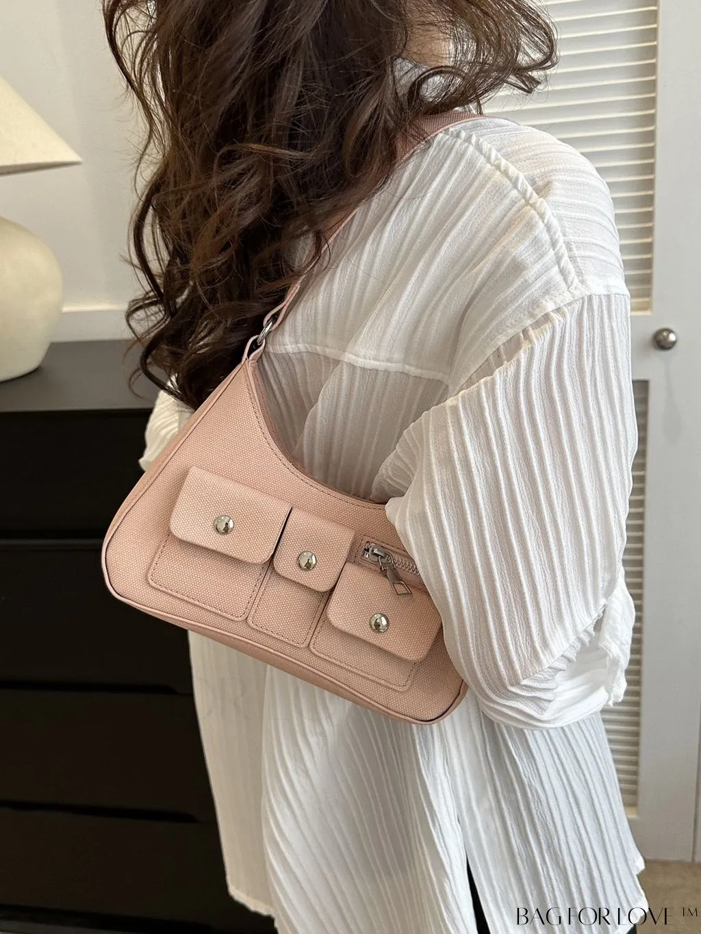 BagForLove - Premium Shoulder Bag with Ample Storage and Sleek Design