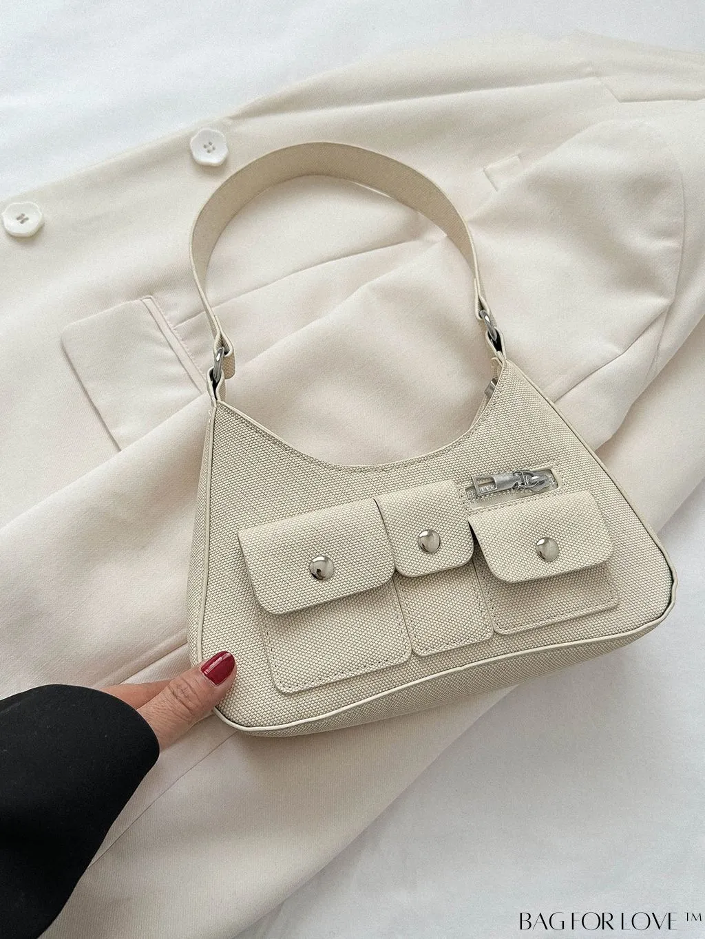 BagForLove - Premium Shoulder Bag with Ample Storage and Sleek Design