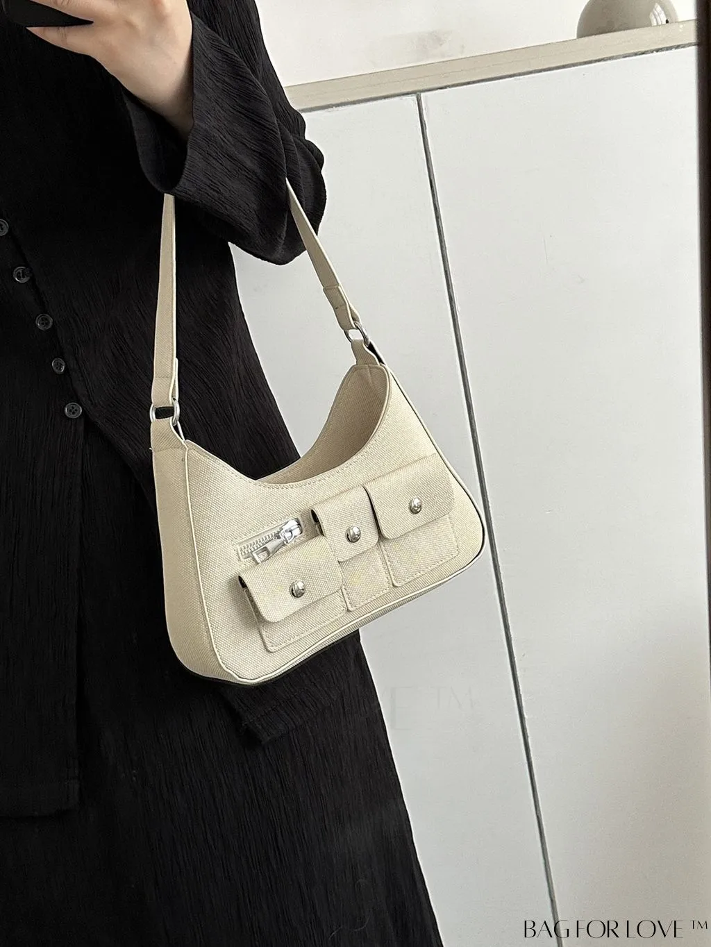 BagForLove - Premium Shoulder Bag with Ample Storage and Sleek Design