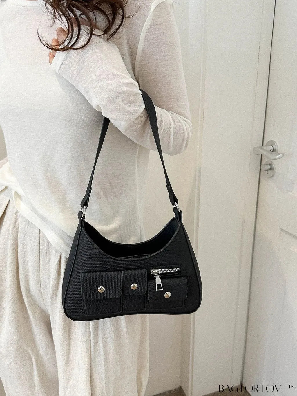 BagForLove - Premium Shoulder Bag with Ample Storage and Sleek Design