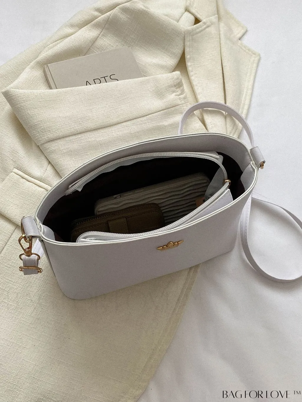 BagForLove - Sleek Black Crossbody Bag with Minimal Design