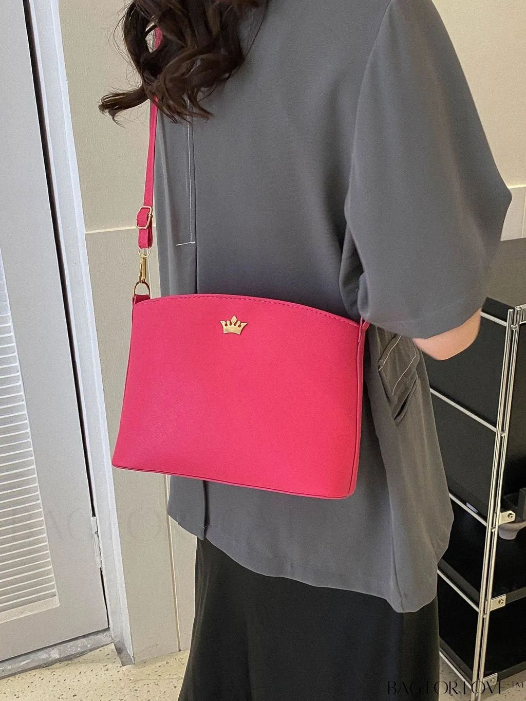 BagForLove - Sleek Black Crossbody Bag with Minimal Design