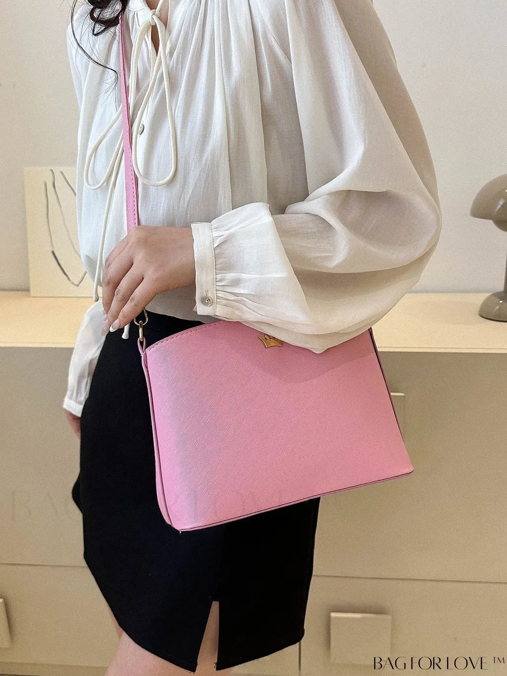 BagForLove - Sleek Black Crossbody Bag with Minimal Design