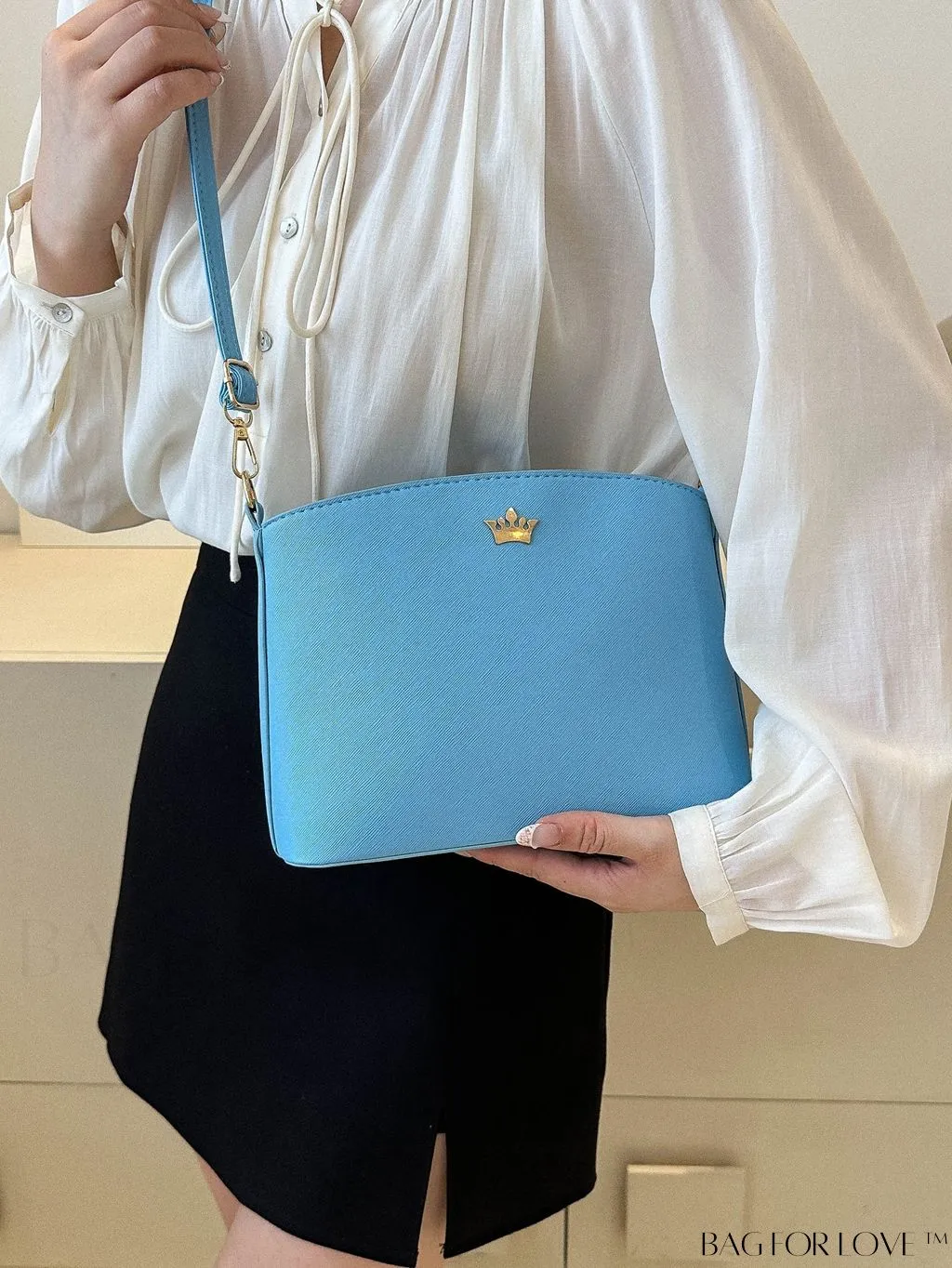 BagForLove - Sleek Black Crossbody Bag with Minimal Design