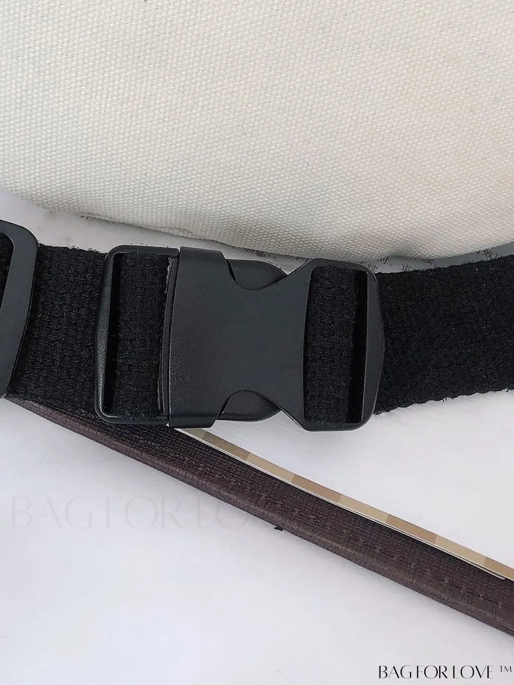 BagForLove - Sleek Waist Bag for a Minimalistic Style