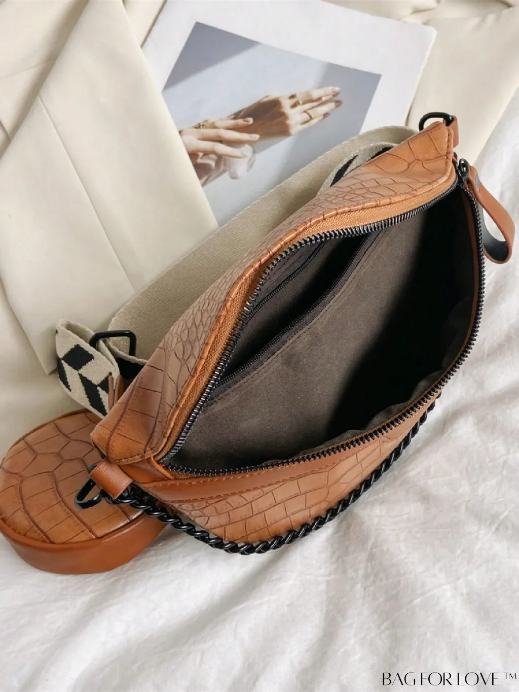 BagForLove - Stylish Crocodile Embossed PU Fanny Pack with Coin Purse