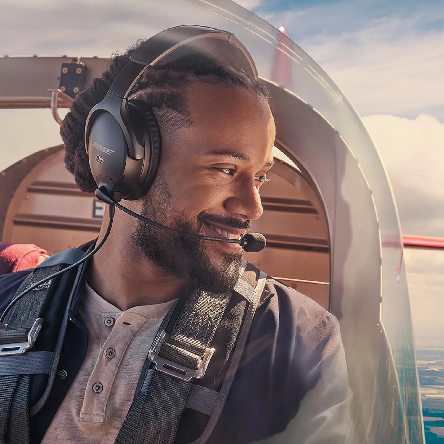 Bose A30 Aviation Headset with Bluetooth, Lightweight Comfortable Design, Adjustable ANR and Noise Cancelling [LEMO (6 pin)] – Black