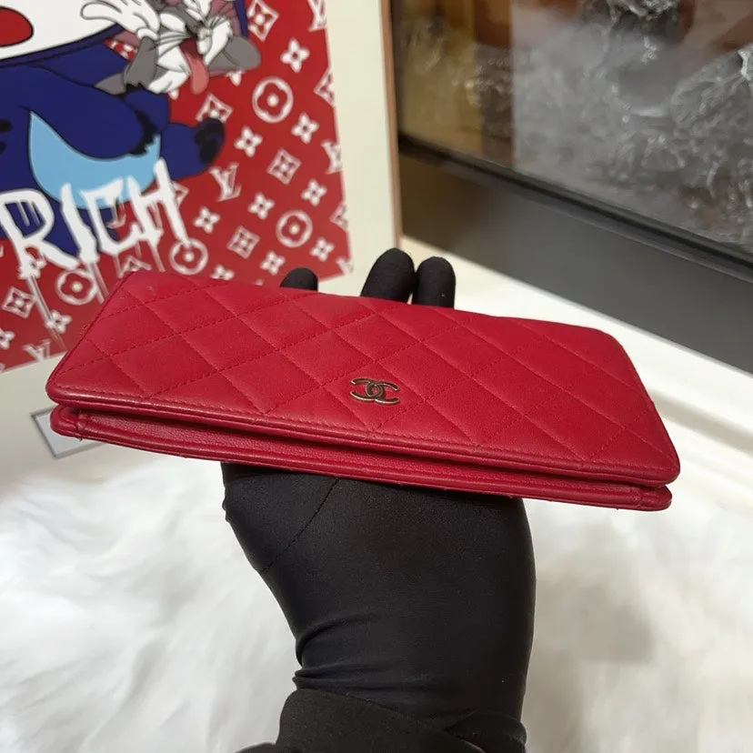 Chanel Camellia Red Leather Quilted Wallet Compact