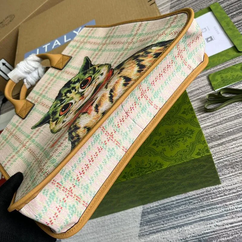 Charm - GG Bags - 658