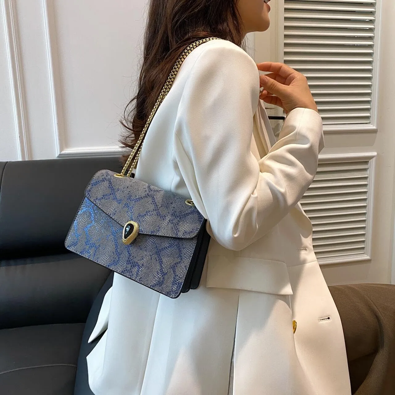 Crossbody Bags for Women Snake Printed Chain Shoulder Bags Trendy Handbags Clutch Purses