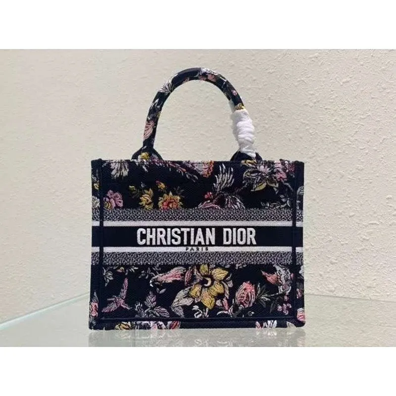 Dior Super savings Sleek and smooth Book BGMP1807 Tote