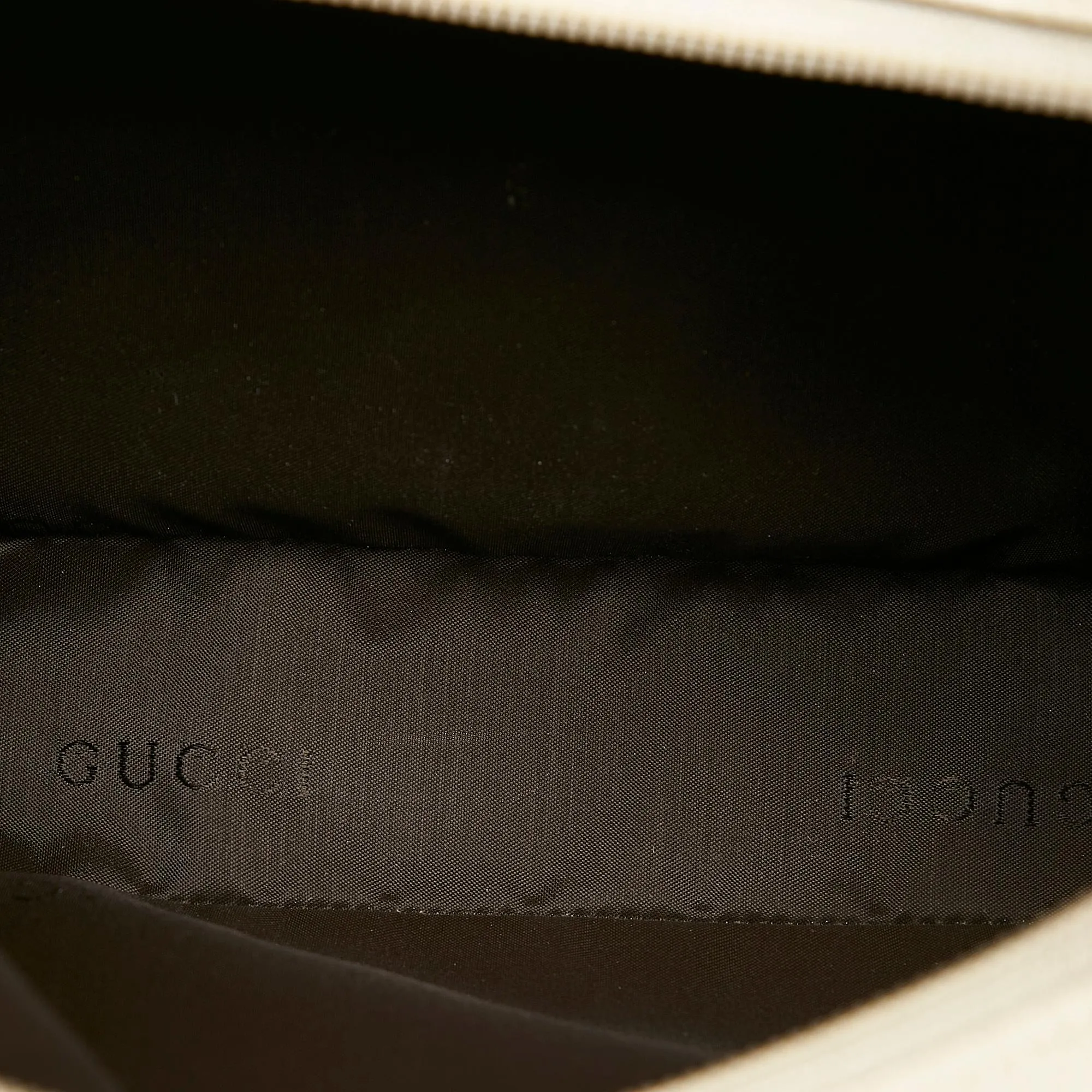 Gucci Canvas Chain Shoulder Bag (SHG-30264)