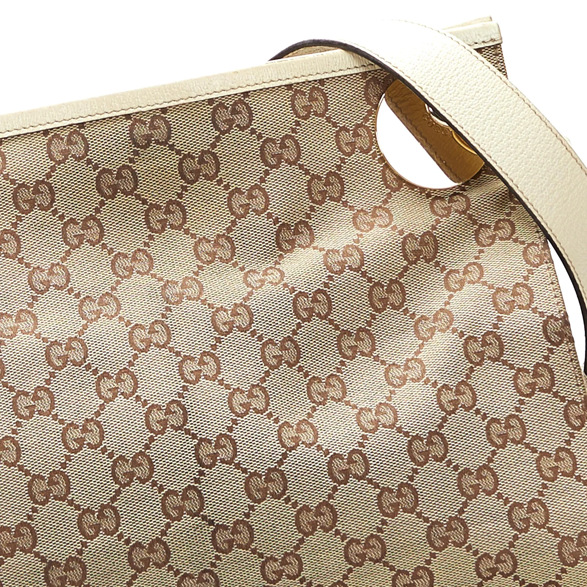 Gucci GG Canvas Eclipse Crossbody (SHG-w1Zjmu)