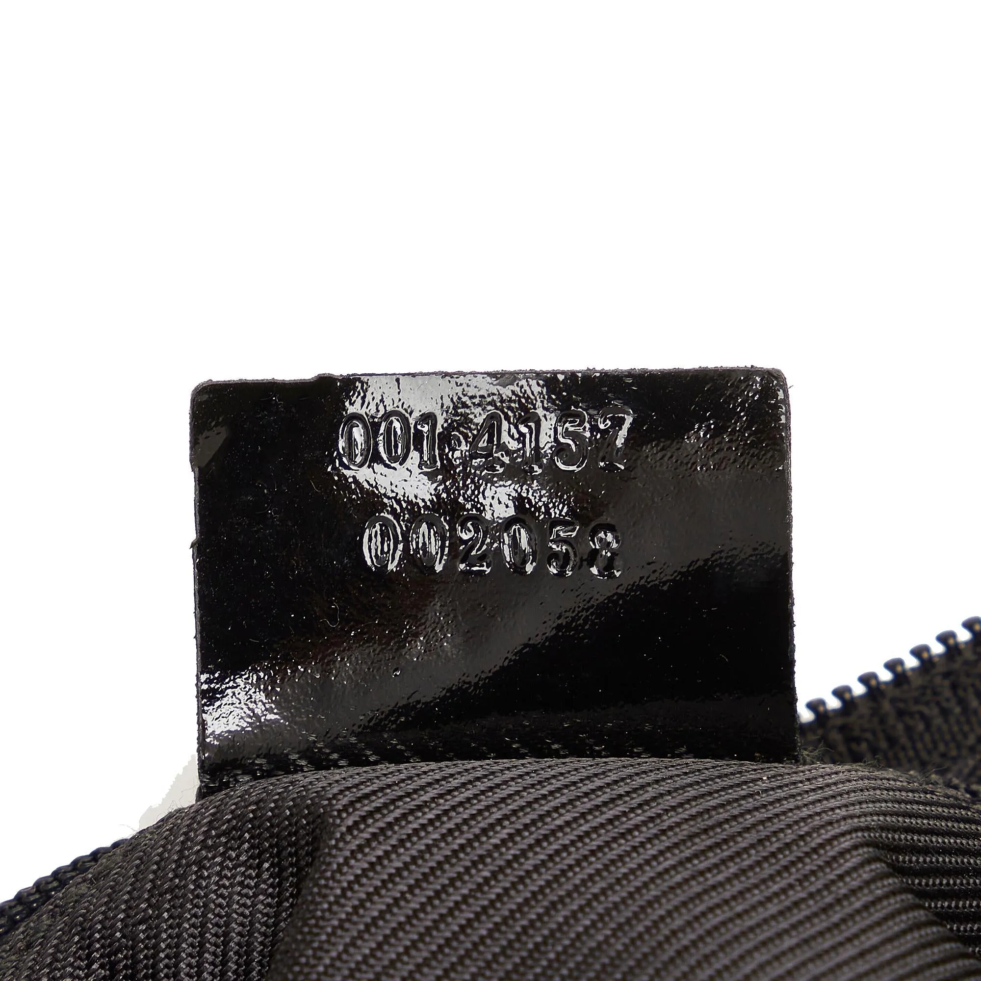 Gucci GG Canvas Shoulder Bag (SHG-wkTZaU)