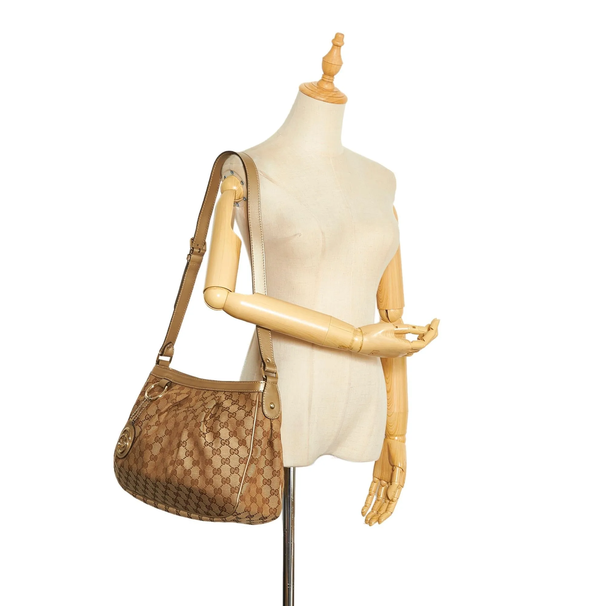 Gucci GG Canvas Sukey Crossbody (SHG-6B53zF)