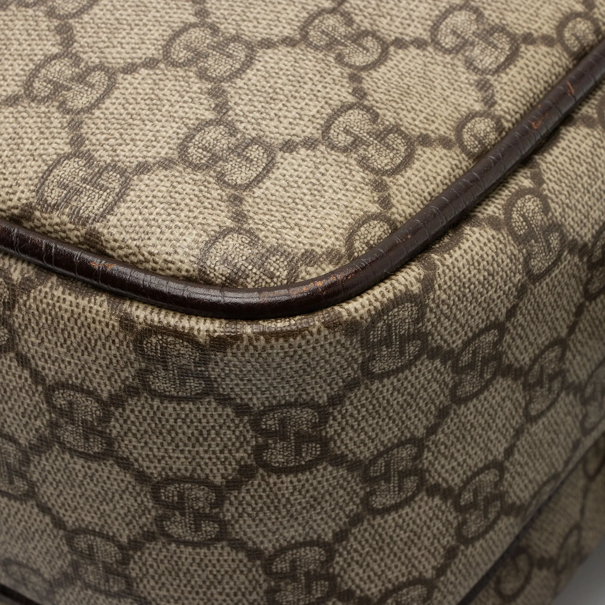 Gucci GG Supreme Classic Camera Small Messenger Bag (SHF-wXjiIf)