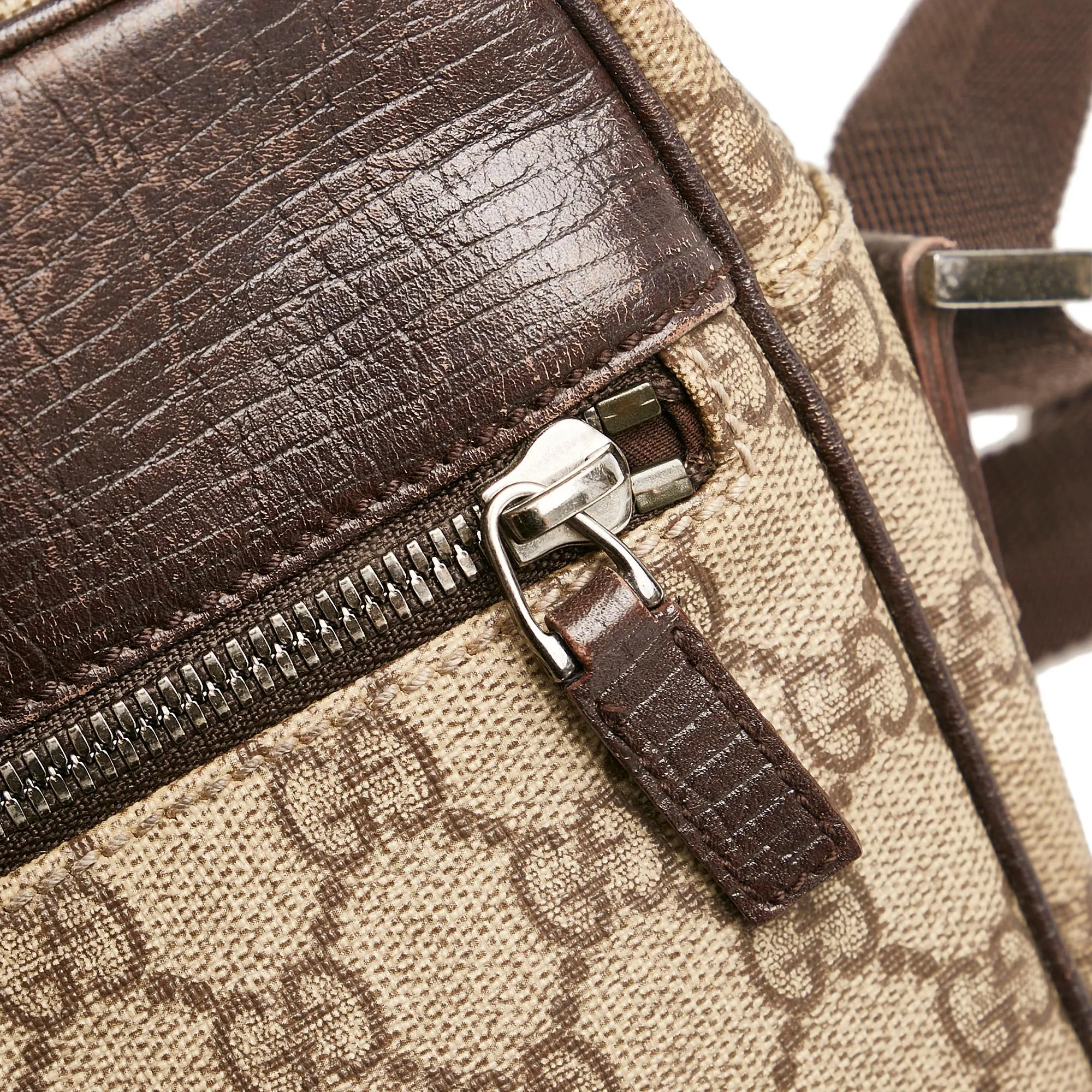 Gucci GG Supreme Crossbody Bag (SHG-33735)