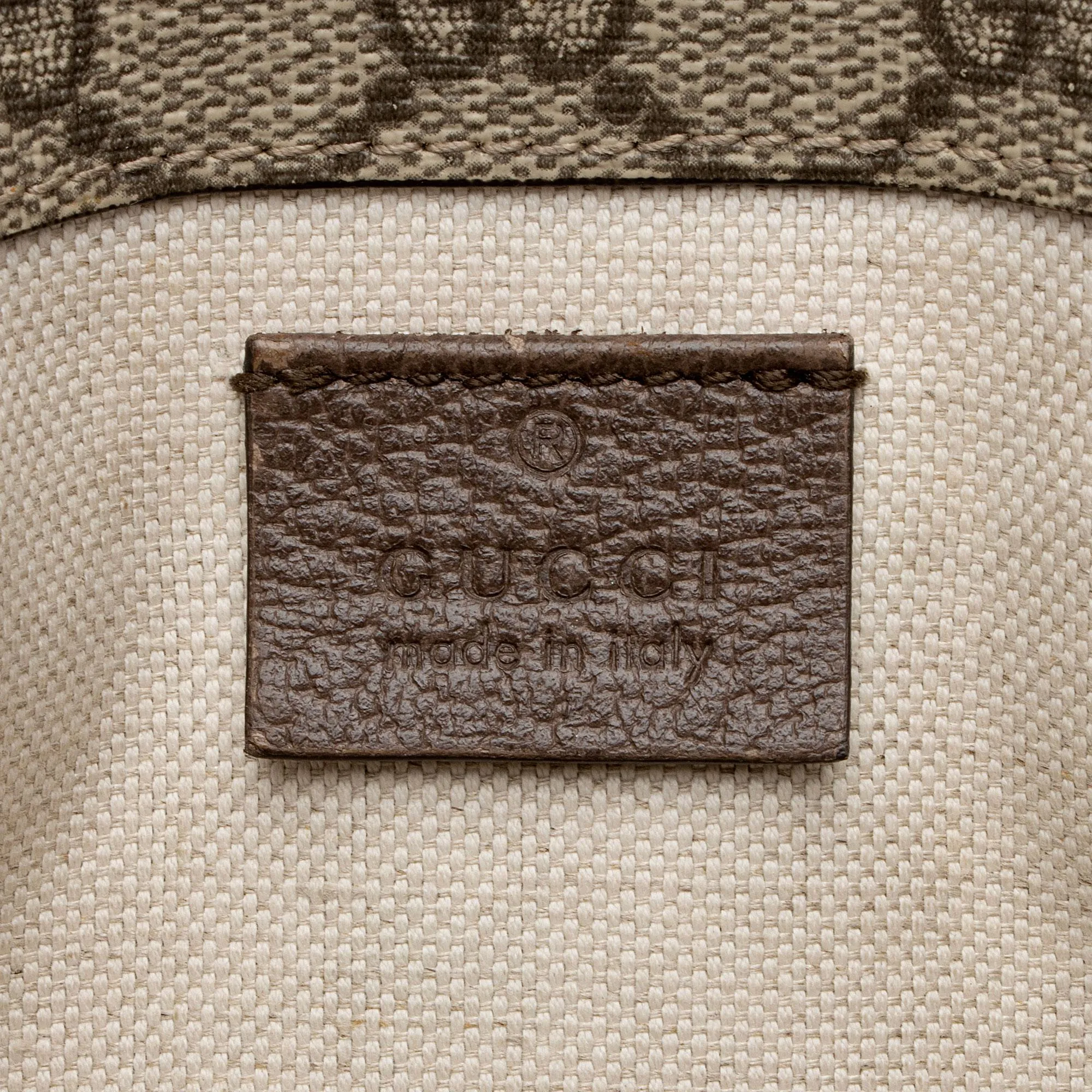 Gucci GG Supreme Neo Vintage Belt Bag (SHF-QVLZXx)
