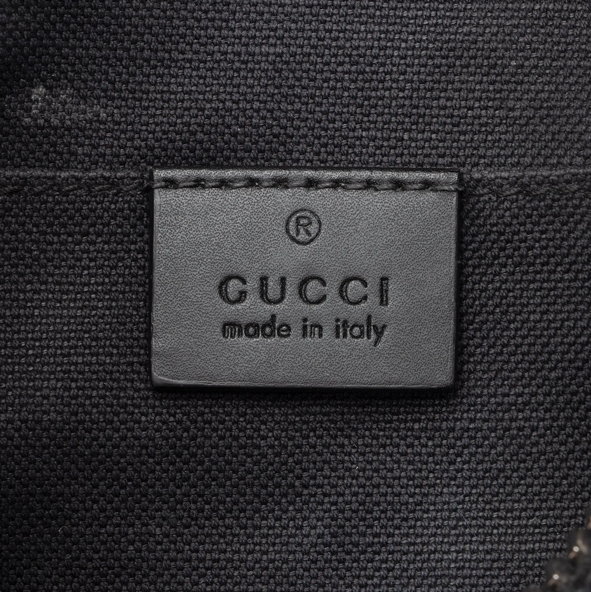 Gucci GG Supreme Small Messenger Bag (SHF-23641)