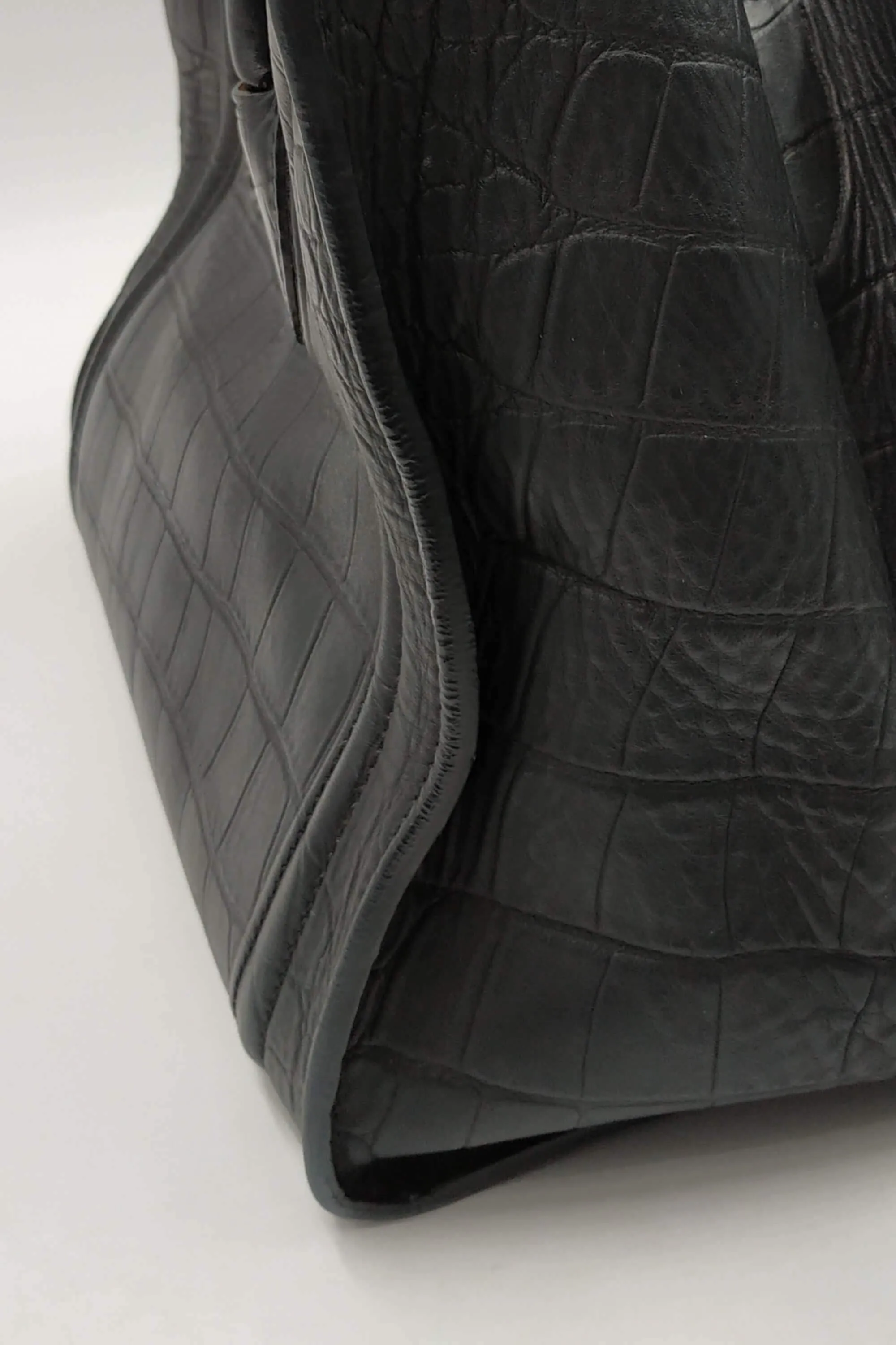 Medium Phantom Black Crocodile Embossed Black