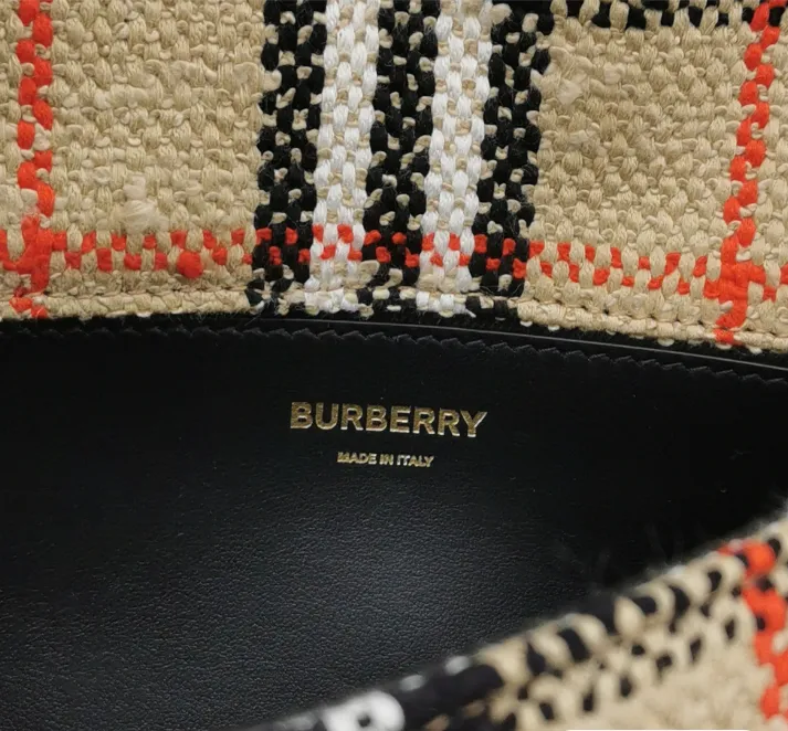 Preloved Burberry Lola Small bag Khaki 24*13*6cm 24111078939186