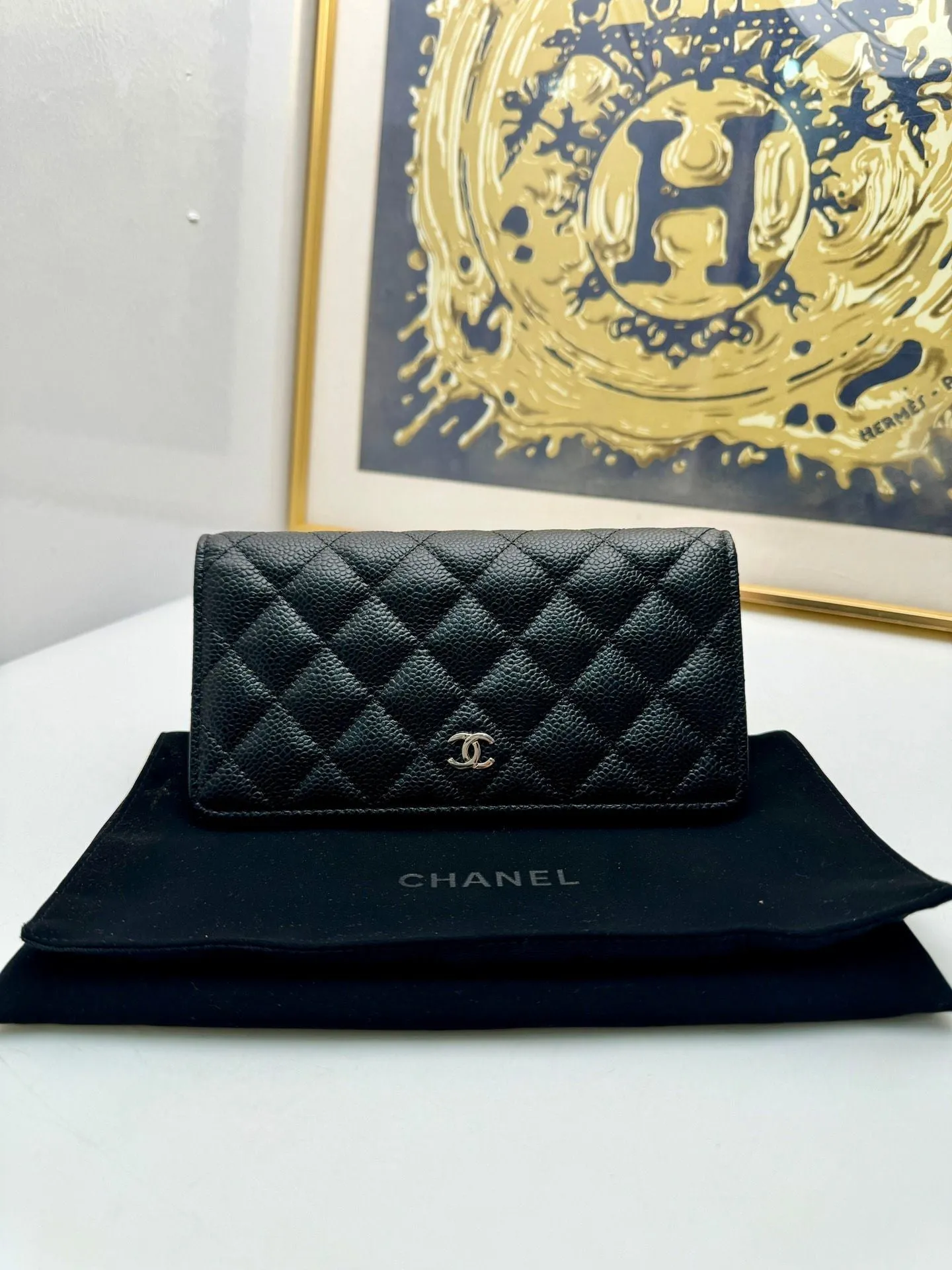 Preloved chanel wallet black 109960