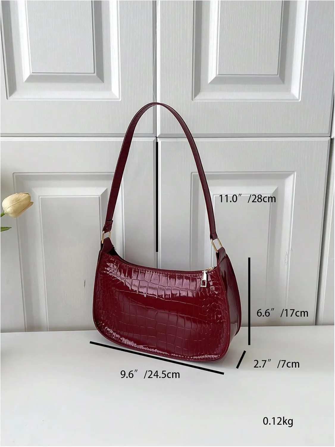 QWINEE Small Shoulder Bags for Women Zipper Crocodile Embossed Handbag Faux Leather Underarm Purse