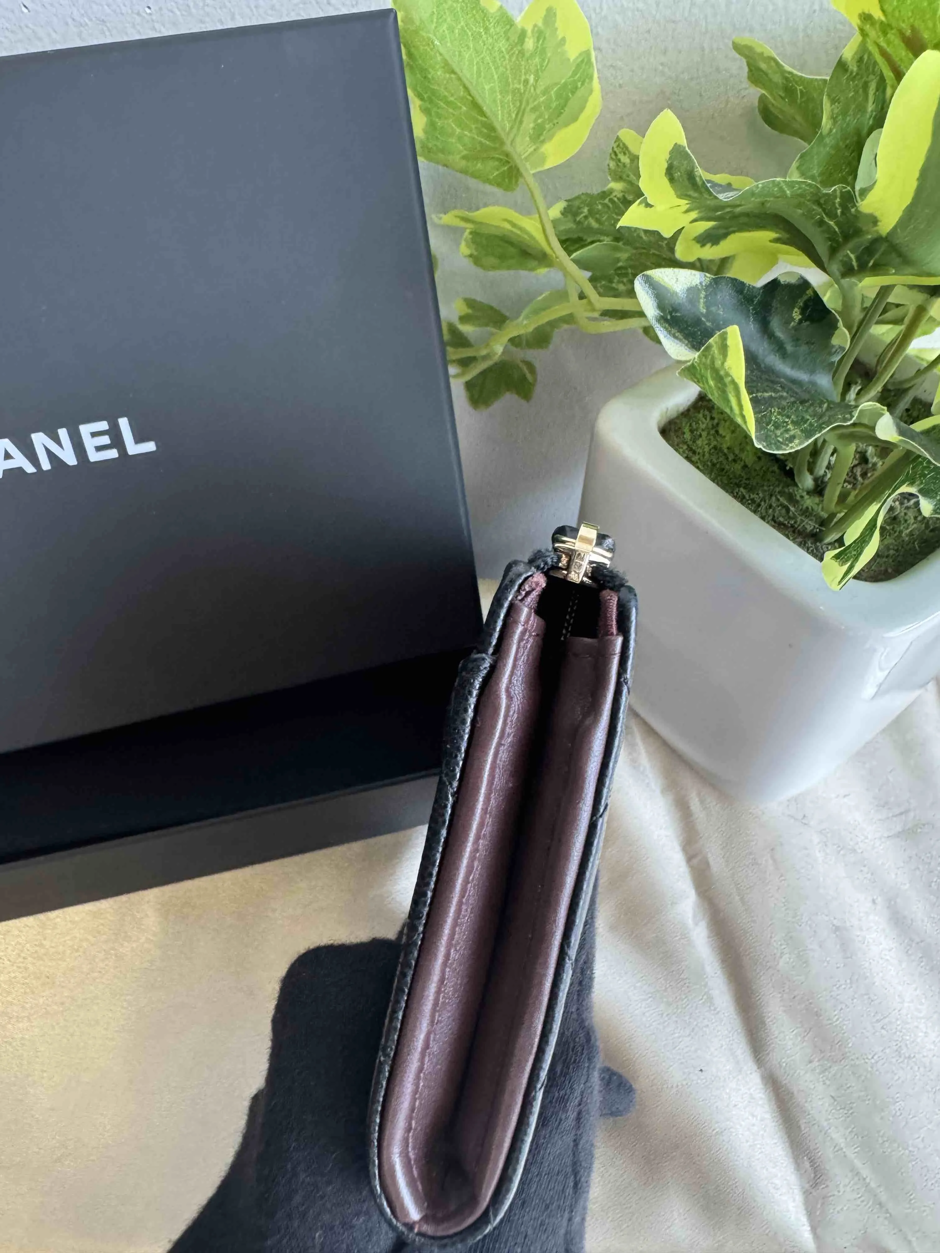 RE751154000 Leather Caviar Zip-Around Efficient shipping Wallet Chanel Excellent Black