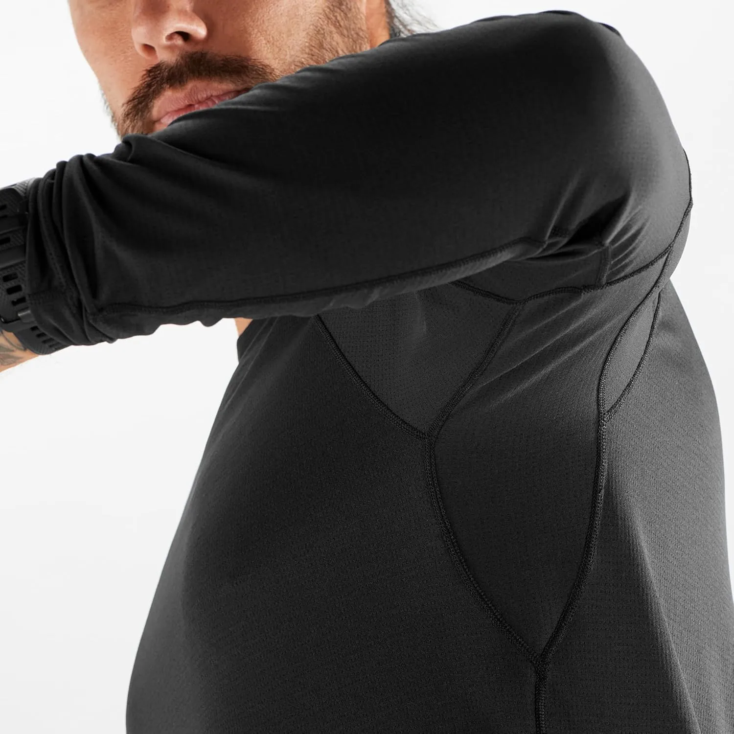 Salomon Men’s Cross Run T-Shirt, Quick-Drying Long Sleeve Workout Shirt for Road Running