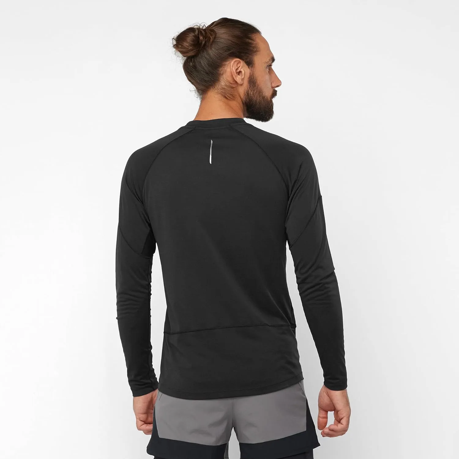 Salomon Men’s Cross Run T-Shirt, Quick-Drying Long Sleeve Workout Shirt for Road Running