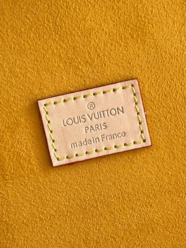 Sleek  Franco Shops- 16832 Vuittons Louis - Limited availability