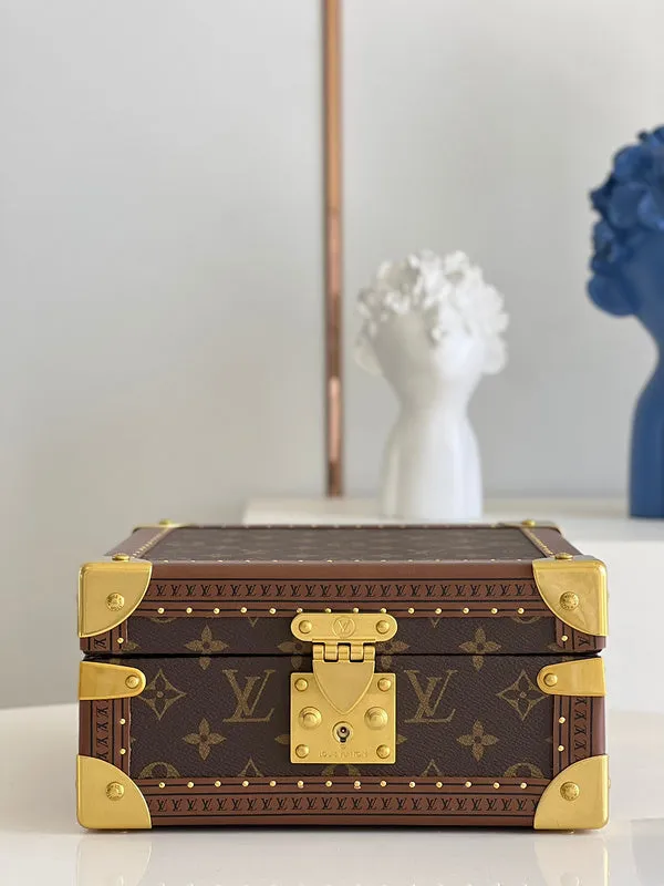 Sleek  Franco Shops- 16832 Vuittons Louis - Limited availability