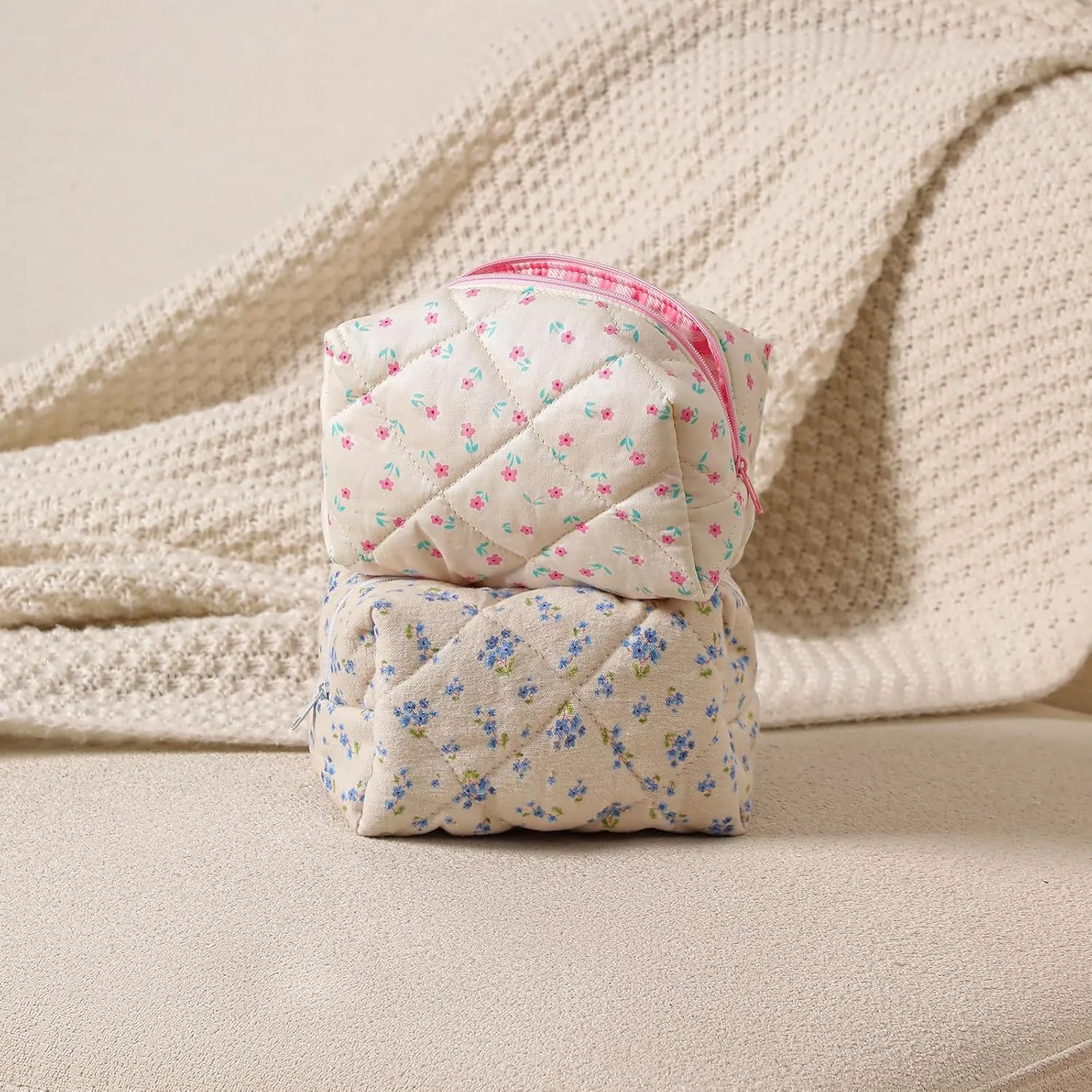 Small Quilted Cotton Makeup Bag, Cute Floral Cosmetic Bag, Cotton Aesthetic Makeup Pouch, Kawaii Travel Toiletry Bag for Women and Girls (07 Yellow and Pink Flower)
