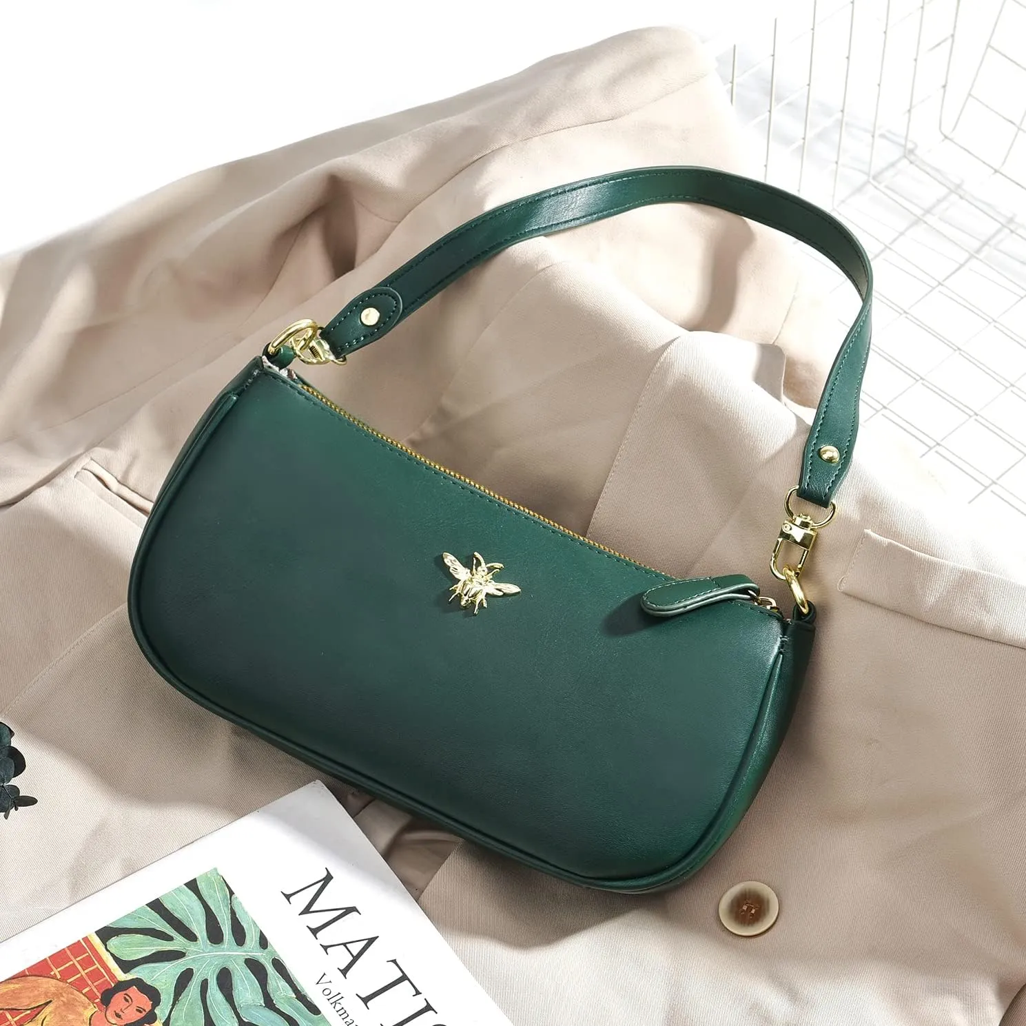 Small Tote Shoulder Bags Purses for Women Retro Classic Crossbody Bags Cute Clutch Purse and Handbag
