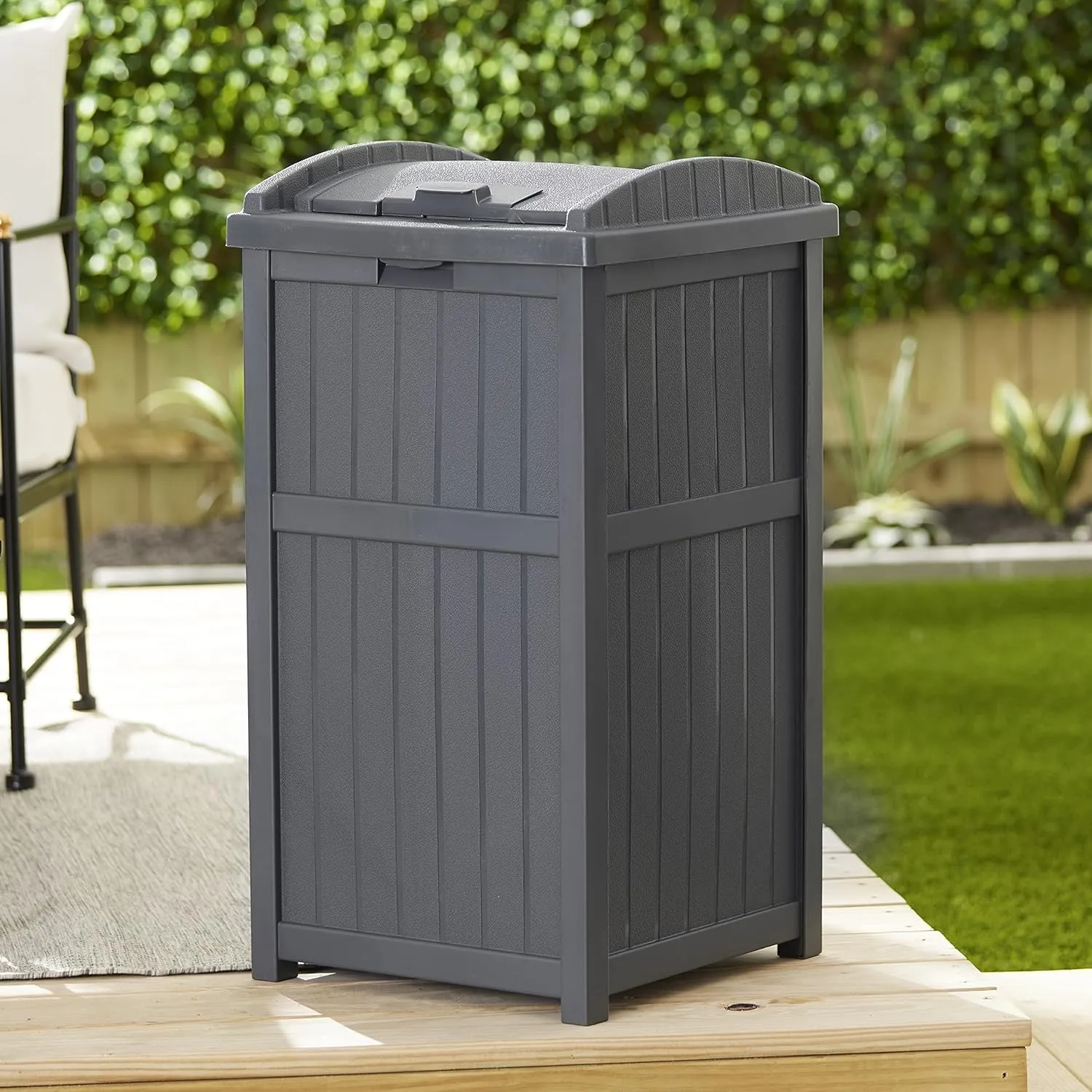 Suncast Outdoor Waste Bin Trash Hideaway Container with Latching Lid, 33 Gallon Capacity