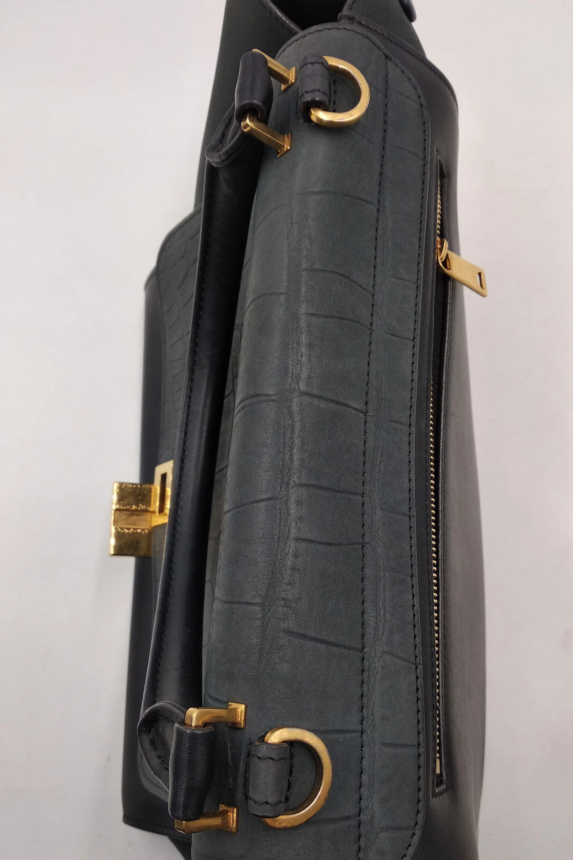 Trapeze Small Crocodile Embossed Black