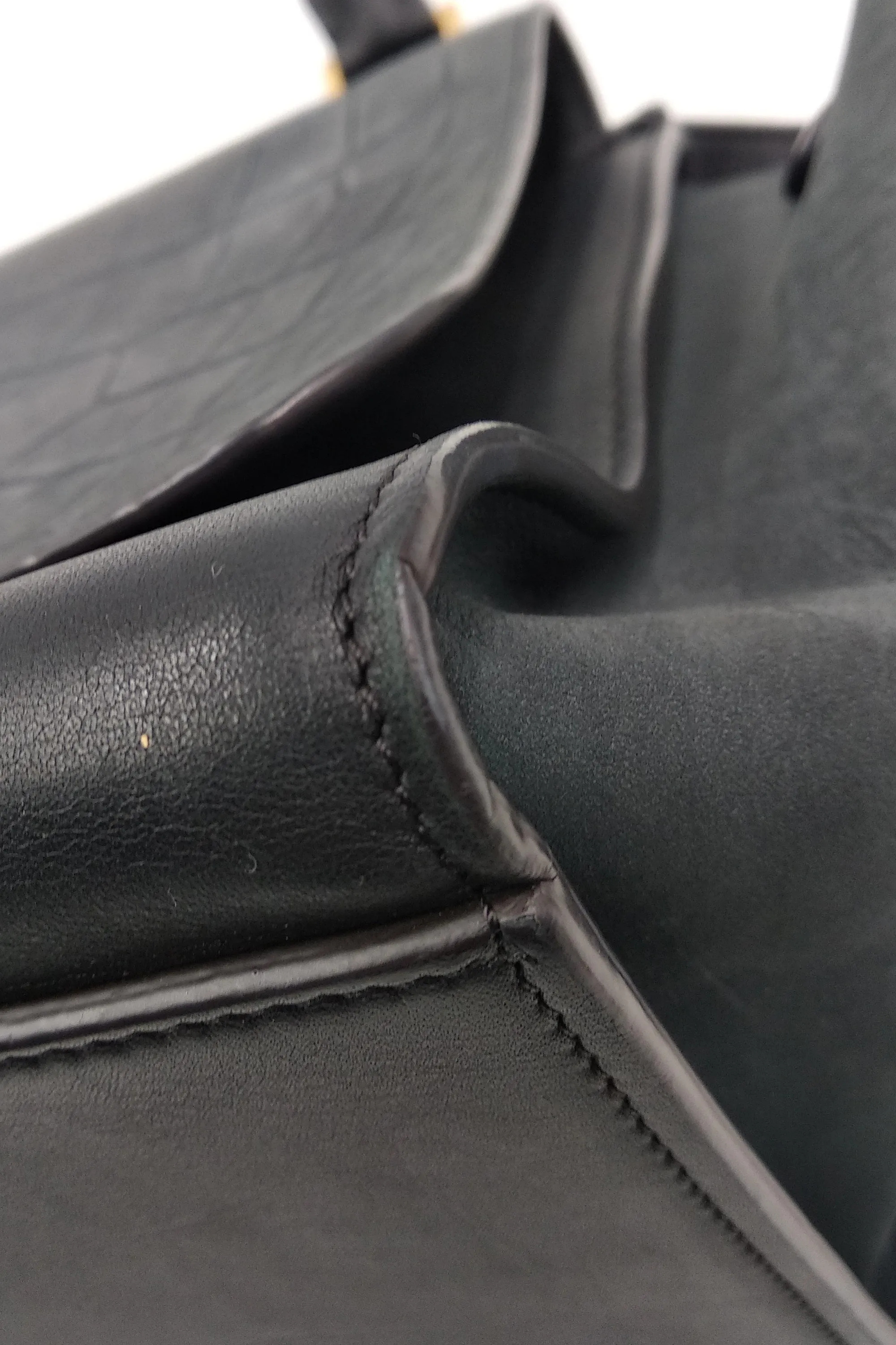 Trapeze Small Crocodile Embossed Black