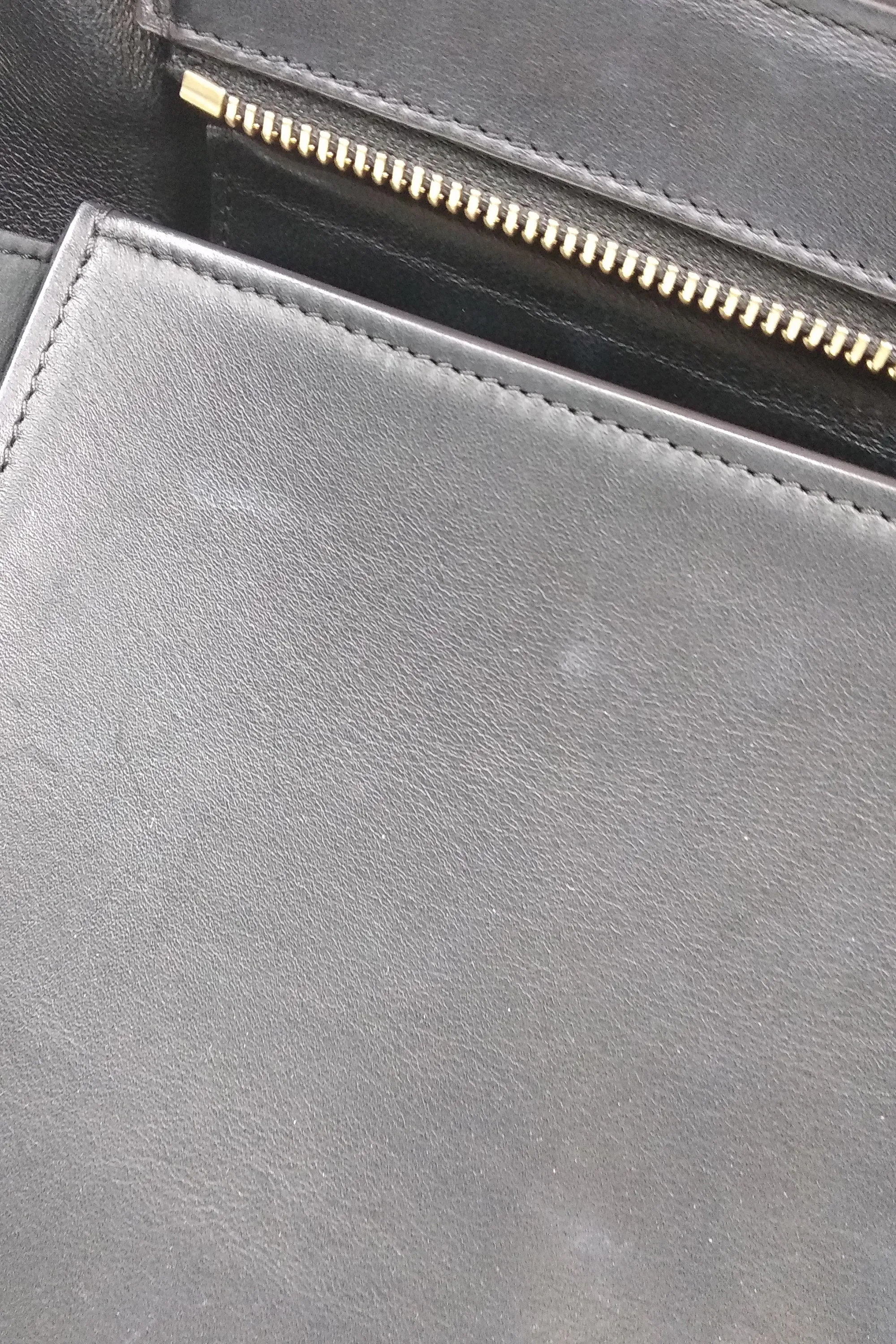 Trapeze Small Crocodile Embossed Black