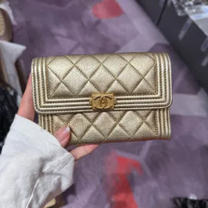 Wallet Chanel Friendly support Gold End-to-end encryption Quilted