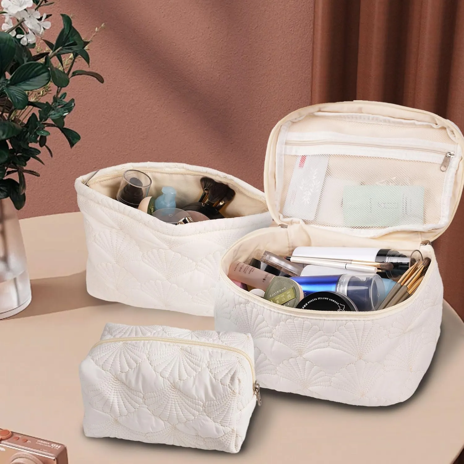 White Quilted Makeup Bag, Cute Make Up Bag Organizer whith Shell Pattern, Cotton Cosmetic Bag for Women & Girls, Canvas Lined Pouch, Coquette Organizer purse(White Shell set of 3)